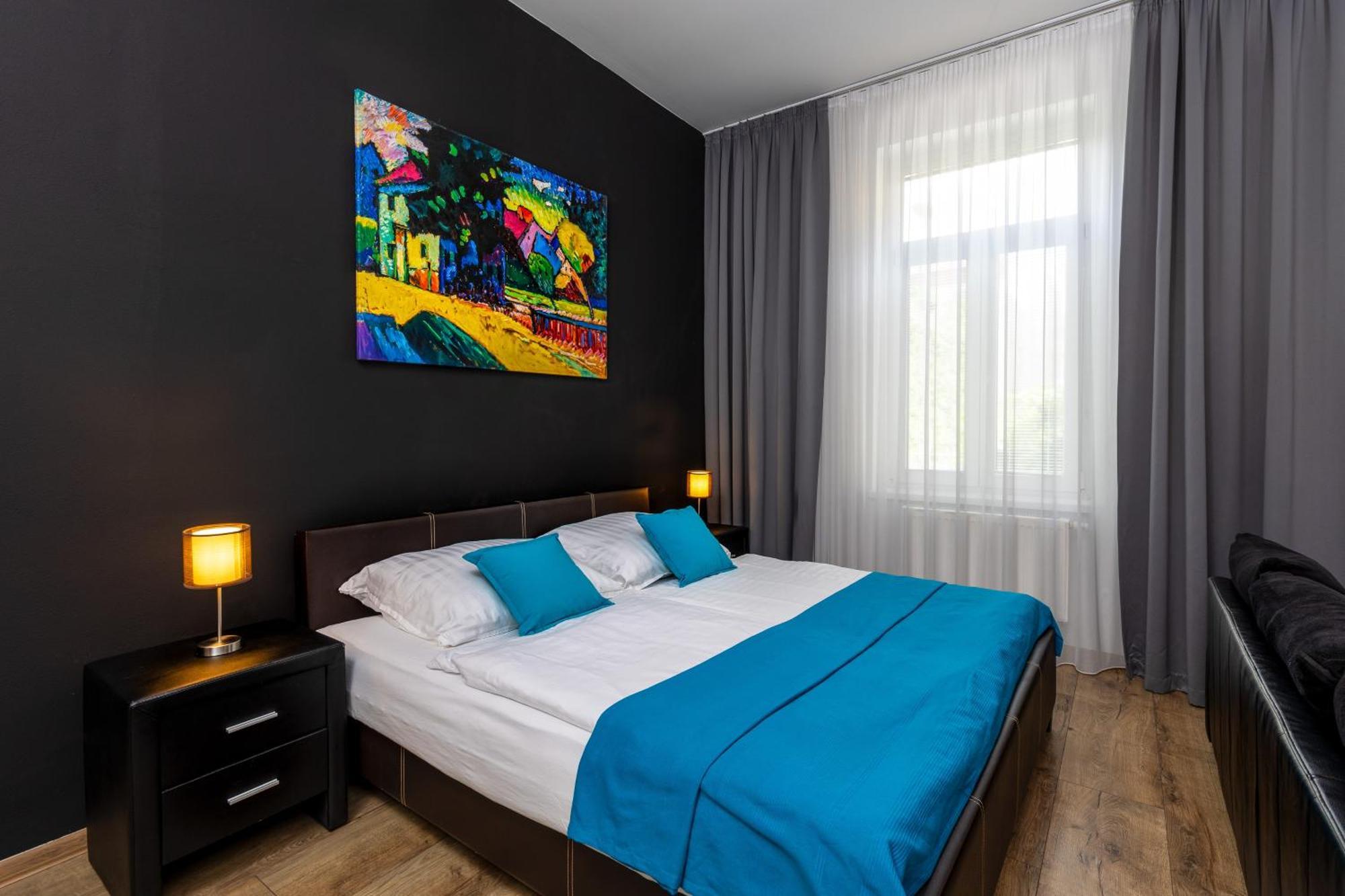 Skackava - Beautiful New Apartment In Direct Centrum, 24H Self Check-In Banská Bystrica Extérieur photo