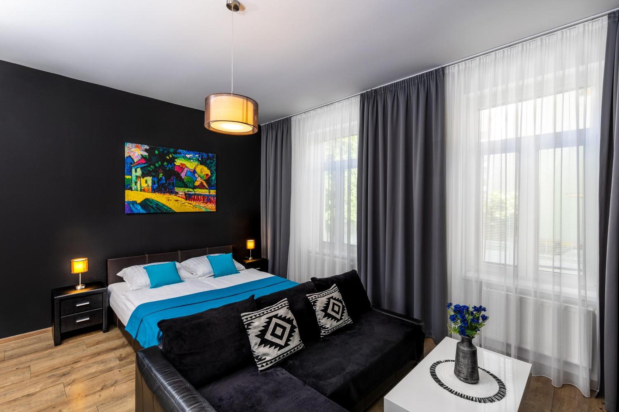 Skackava - Beautiful New Apartment In Direct Centrum, 24H Self Check-In Banská Bystrica Extérieur photo
